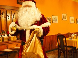 Der Dornbacher und Carmen Bergmann im GH Timo am 6.12.2025